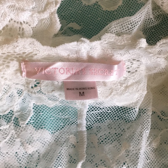 White lace sleeping top lingerie - Picture 3 of 3